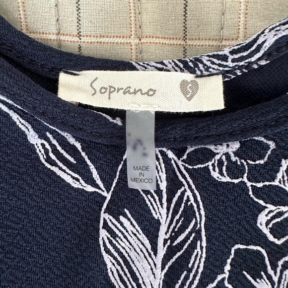 Soprano Casual Halter Neck Dress Size Small - Picture 2 of 5